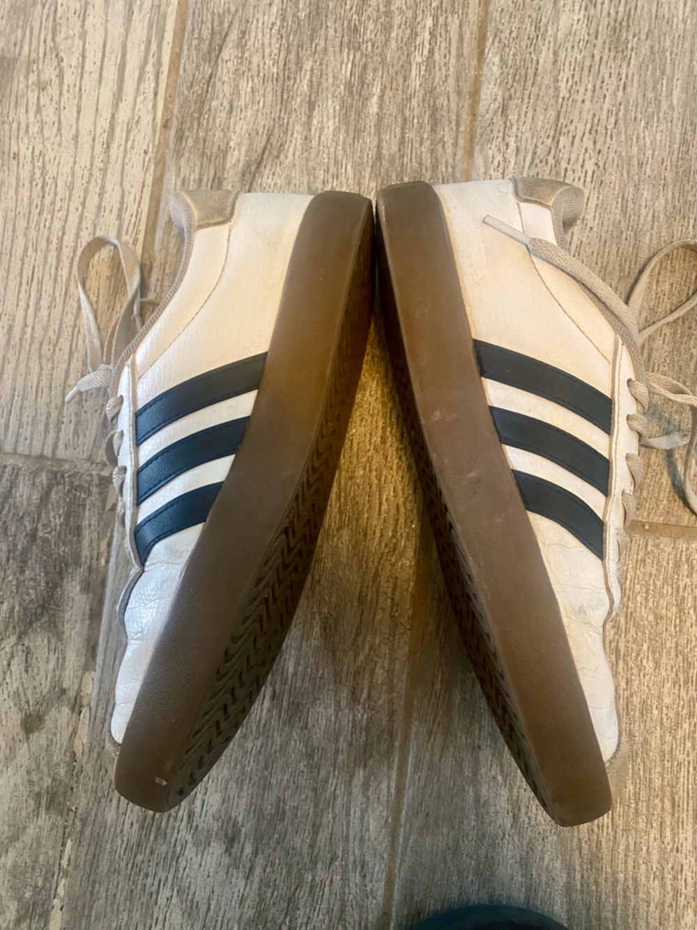 Adidas women 7 VL Court 3.0 shoes - Picture 2 of 5